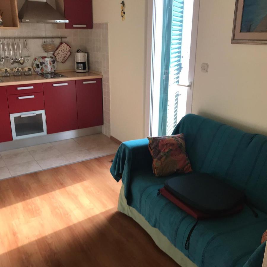 Apartmani Katarina Bol Exterior photo