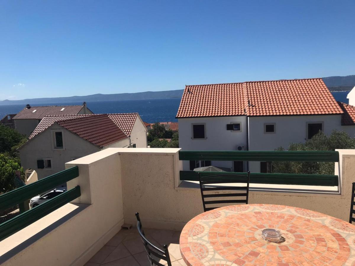 Apartmani Katarina Bol Exterior photo