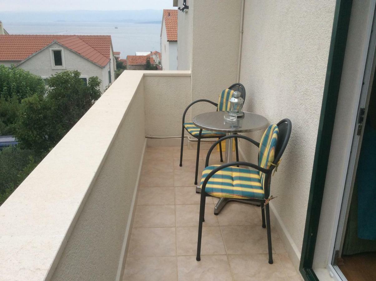Apartmani Katarina Bol Exterior photo